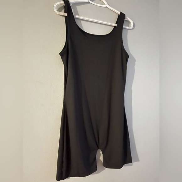 OQQ Yoga Romper with square neck ribbed size L black never worn - Picture 4 of 8